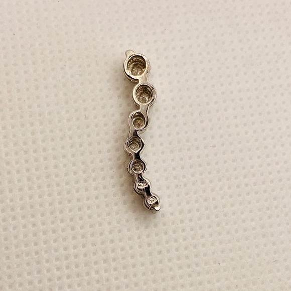 EUC Sterling Silver Journey Diamond Pendant - Picture 4 of 15